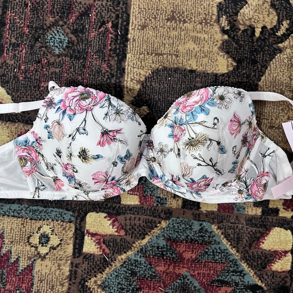 Victoria’s Secret Bra